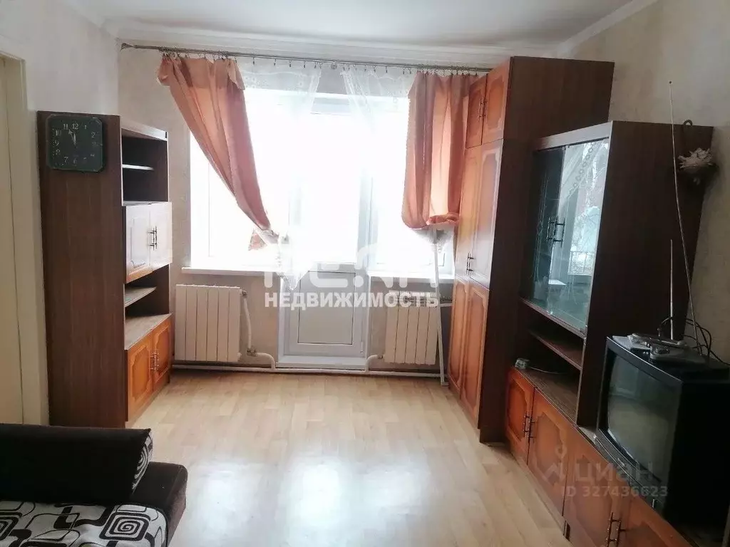 1-к кв. Ленинградская область, Гатчина ул. Урицкого, 21 (44.0 м) - Фото 1