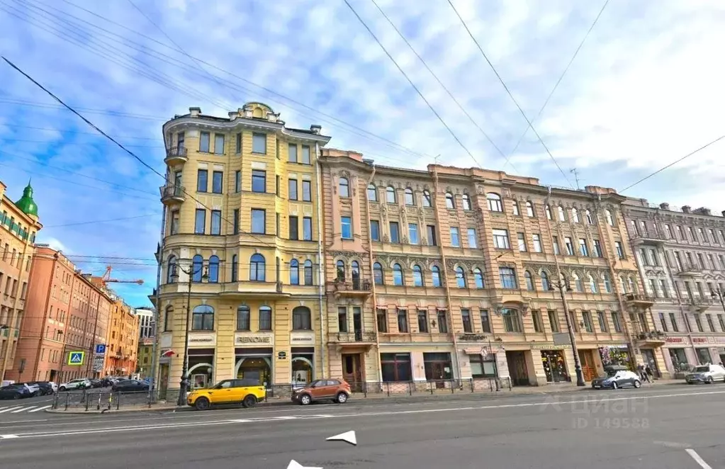 Торговая площадь в Санкт-Петербург Суворовский просп., 47 (125 м) - Фото 1