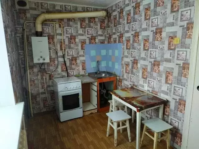 1-к. квартира, 40 м, 3/3 эт. - Фото 1