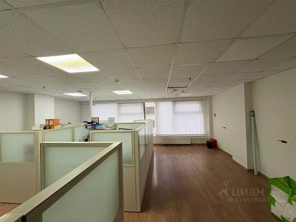 Офис в Санкт-Петербург пл. Александра Невского, 2 (1896 м) - Фото 2