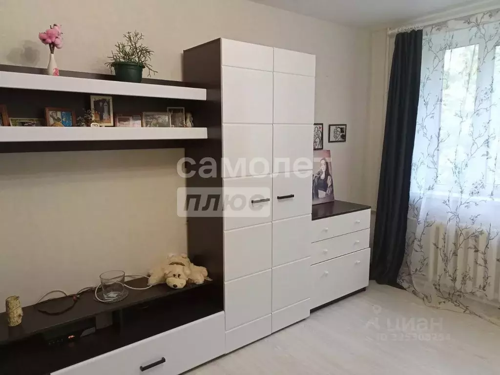 3-к кв. Свердловская область, Екатеринбург ул. Ползунова, 17А (53.3 м) - Фото 2