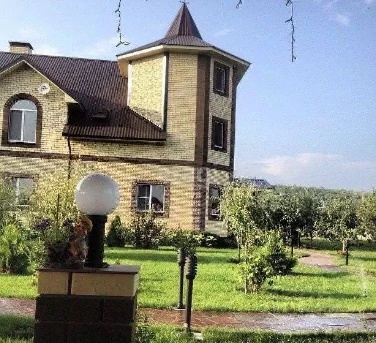 Дом в Мордовия, Кочкуровский район, с. Мурань Центральная ул. (351 м) - Фото 1