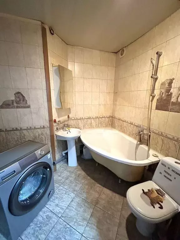 5-к. квартира, 52 м, 1/5 эт. - Фото 0