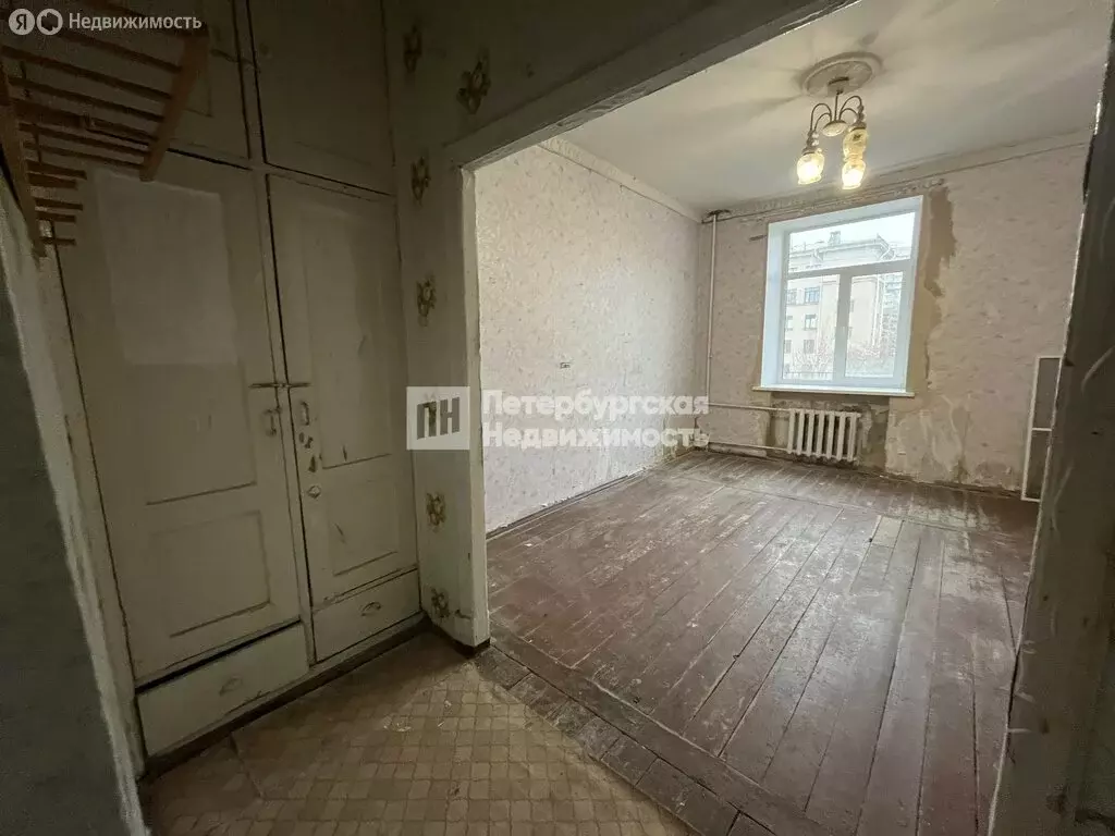 1к в 19-комнатной квартире (21.7 м) - Фото 1