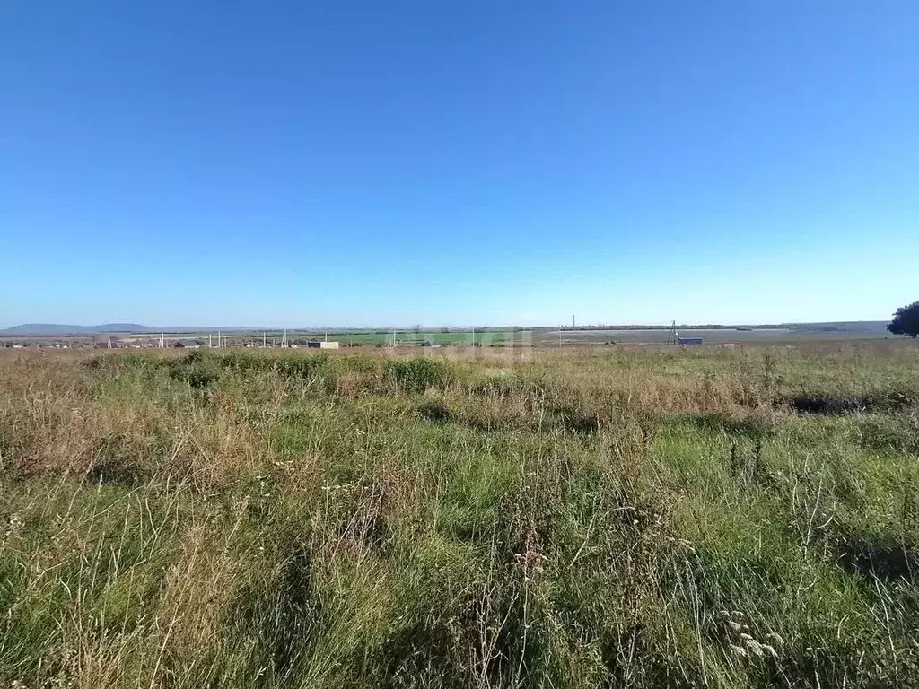 Участок в Башкортостан, Стерлитамакский район, Казадаевский сельсовет, ... - Фото 0