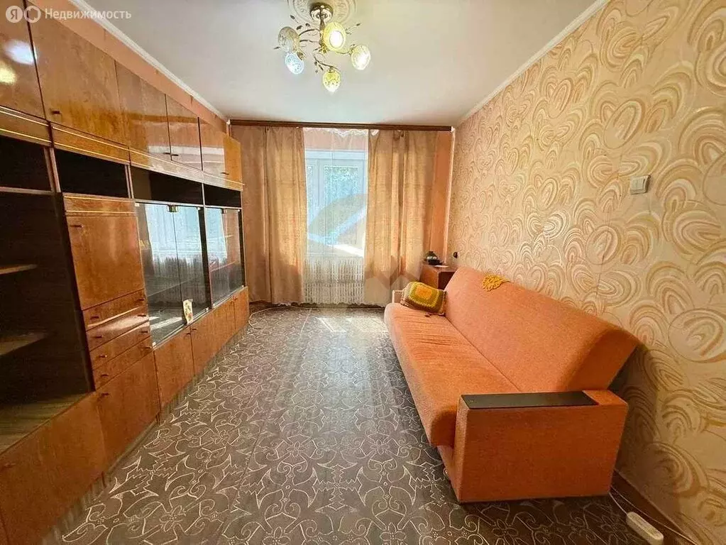 3-комнатная квартира: Старый Оскол, микрорайон Молодогвардеец, 16 (61 ... - Фото 1