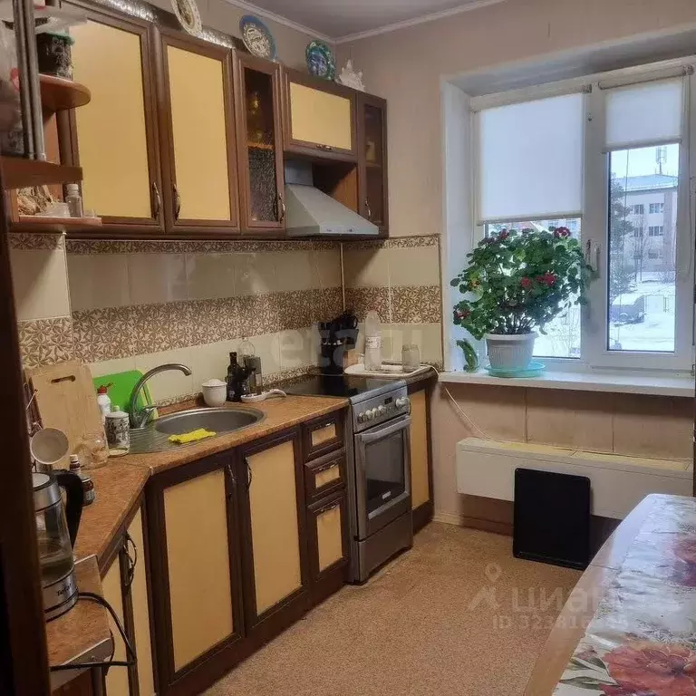 4-к кв. Ямало-Ненецкий АО, Ноябрьск ул. Изыскателей, 48 (80.9 м) - Фото 1