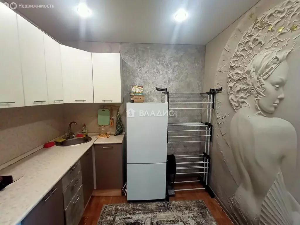 1к в 4-комнатной квартире (18.1 м) - Фото 1