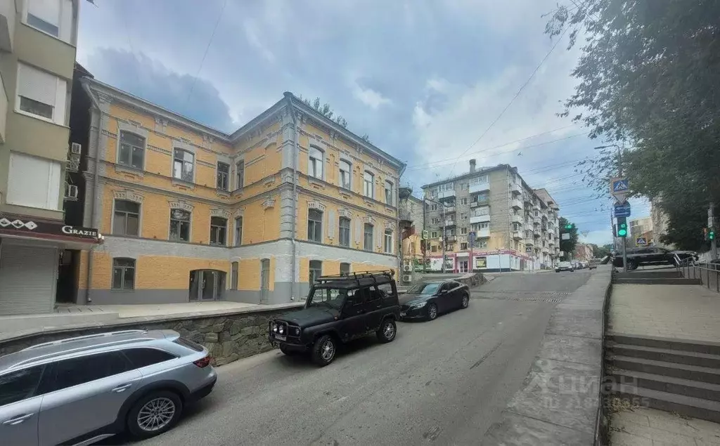 Помещение свободного назначения в Саратовская область, Саратов ул. ... - Фото 1