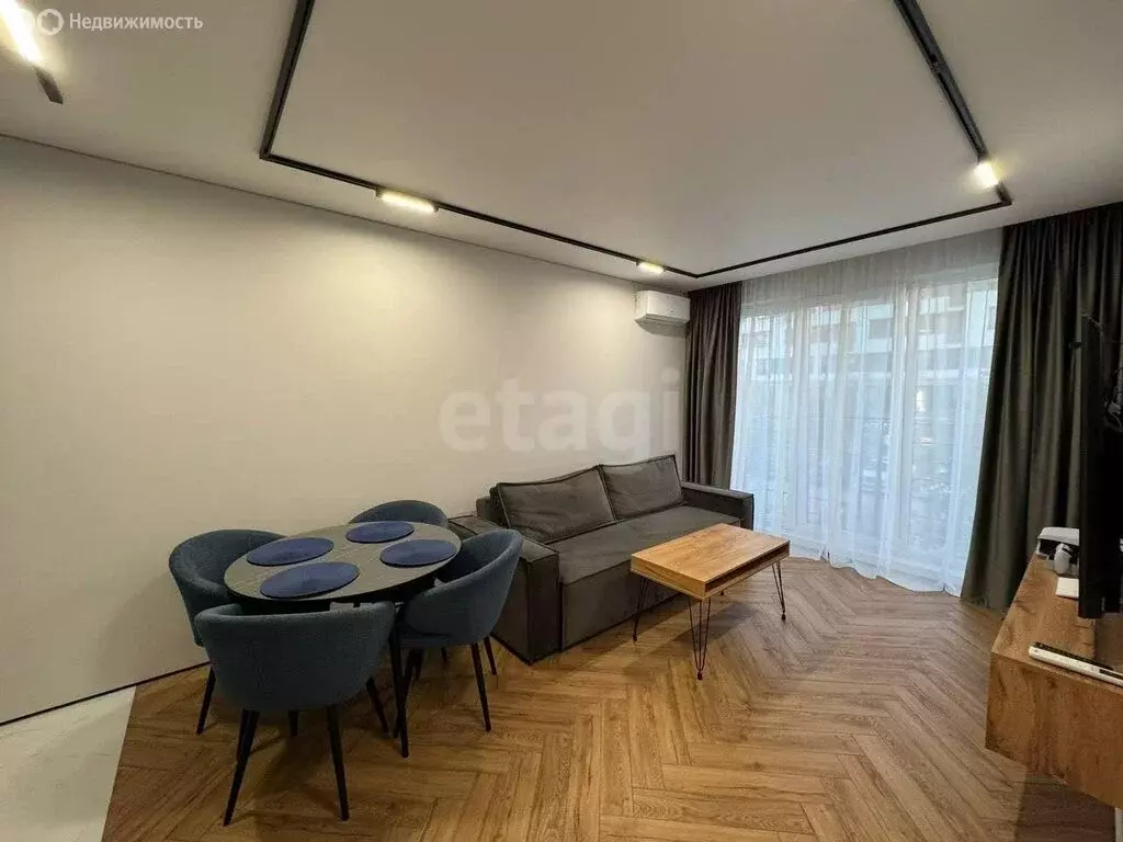 2-комнатная квартира: Тюмень, улица 50 лет Октября, 57Бк2 (63.5 м) - Фото 2