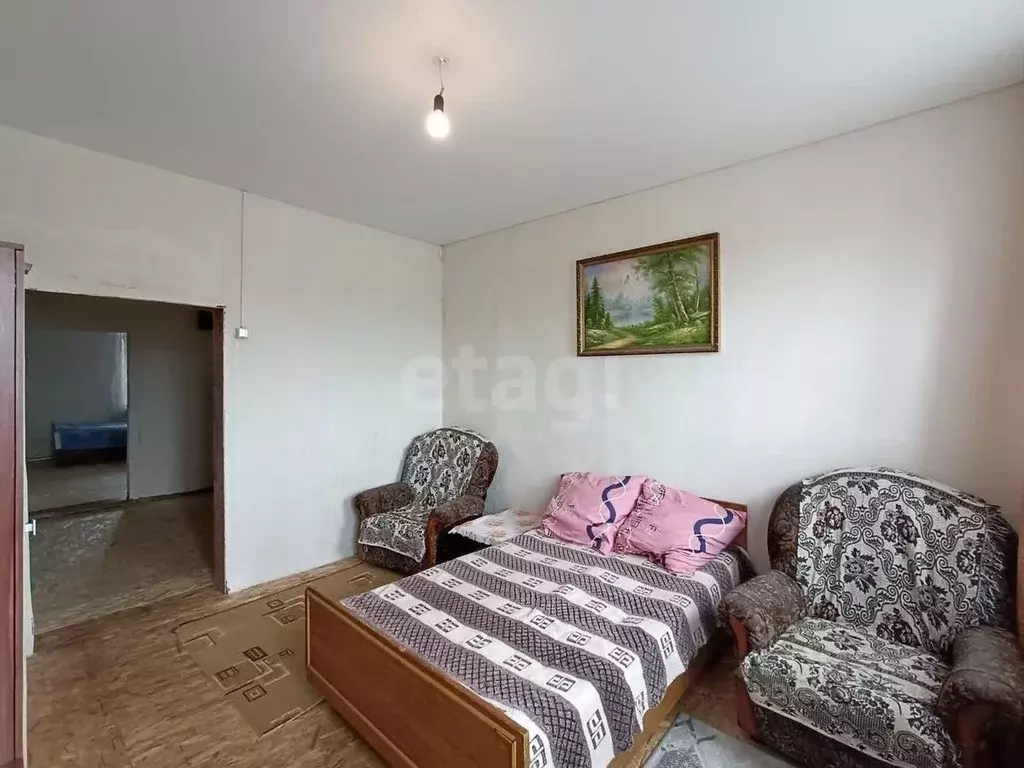 Дом в Оренбургская область, пос. Новосергиевка просп. Калинина, 208 ... - Фото 1