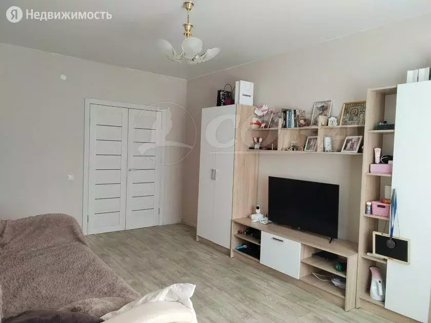2-комнатная квартира: Тюмень, улица Муравленко, 17 (53.7 м) - Фото 0