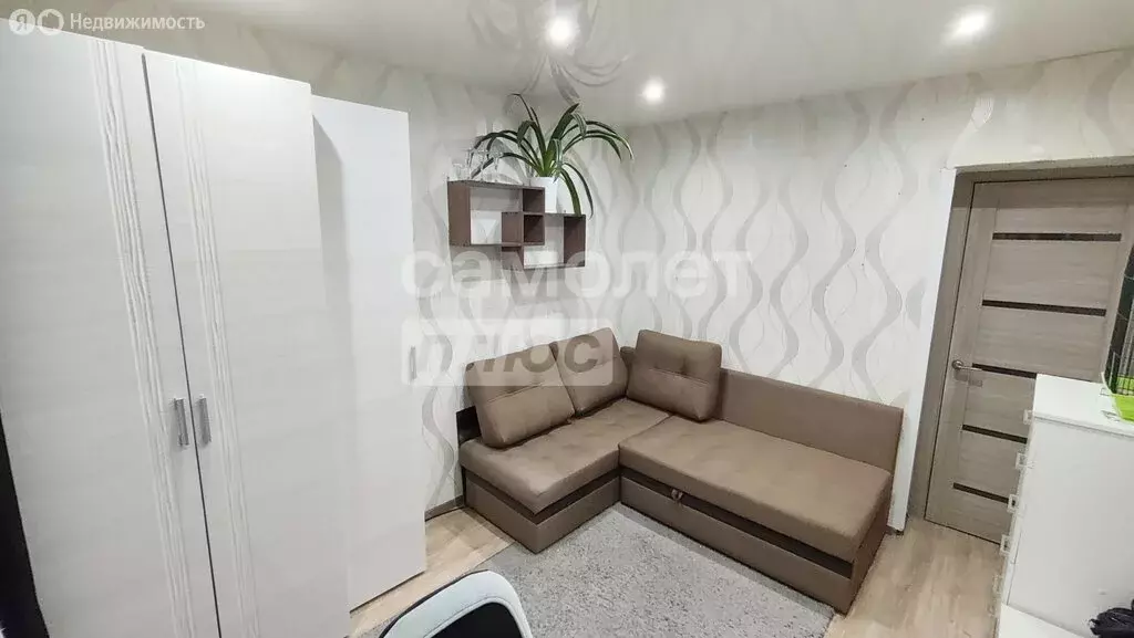 2-комнатная квартира: Кирово-Чепецк, улица Володарского, 1 (47 м) - Фото 2