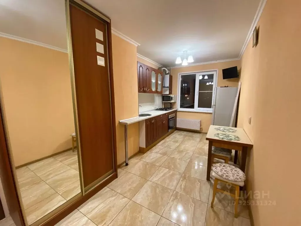 2-к кв. Краснодарский край, Краснодар Юбилейный мкр, ул. 70-летия ... - Фото 1