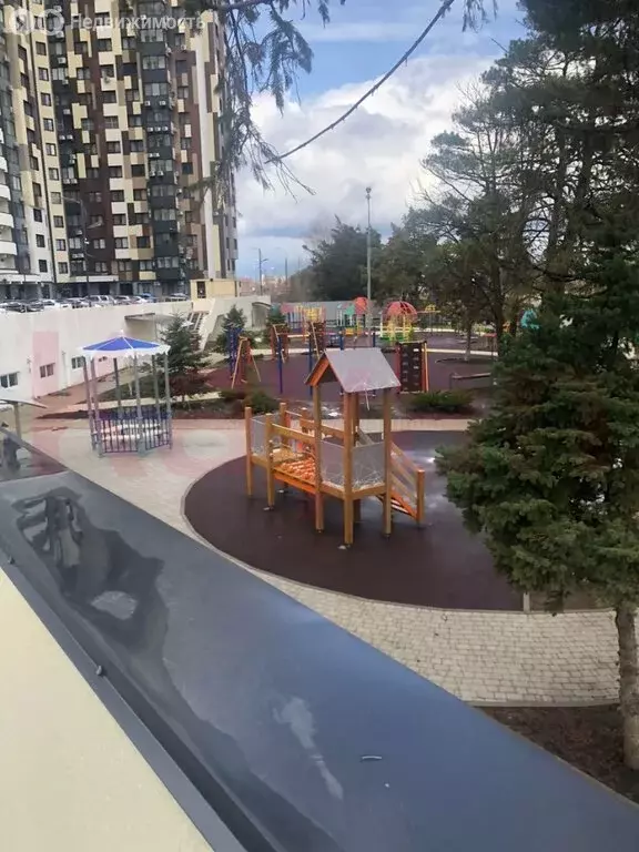3-комнатная квартира: Краснодар, Центральный внутригородской округ, ... - Фото 0