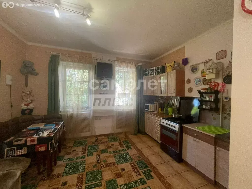 3-комнатная квартира: Туапсе, улица Карла Маркса, 99 (77 м) - Фото 1