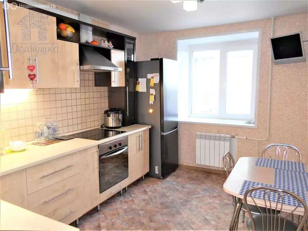 2-комнатная квартира: Воронеж, Пеше-Стрелецкая улица, 100 (61.4 м) - Фото 1