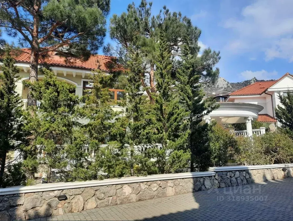 Дом в Крым, Ялта муниципальный округ, Форос пгт  (300 м) - Фото 1