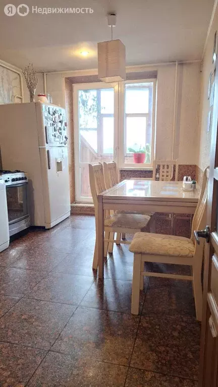 3-комнатная квартира: Екатеринбург, улица Бакинских Комиссаров, 169В ... - Фото 2