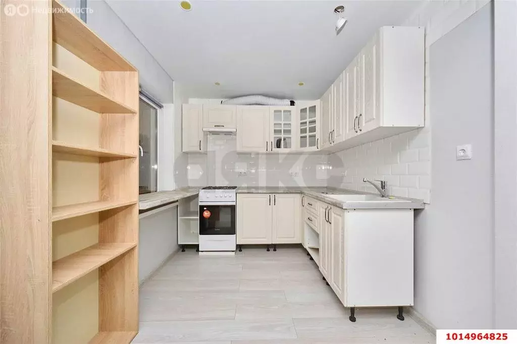 3-комнатная квартира: Краснодар, Ставропольская улица, 159 (59.5 м) - Фото 1