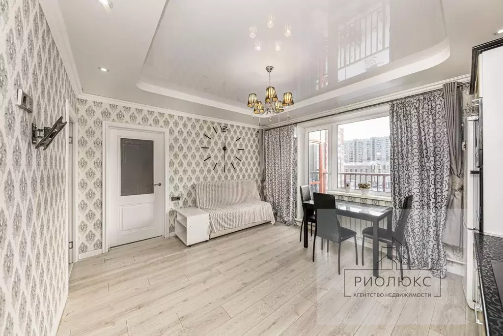 2-к кв. Челябинская область, Челябинск ул. Братьев Кашириных, 131а ... - Фото 2