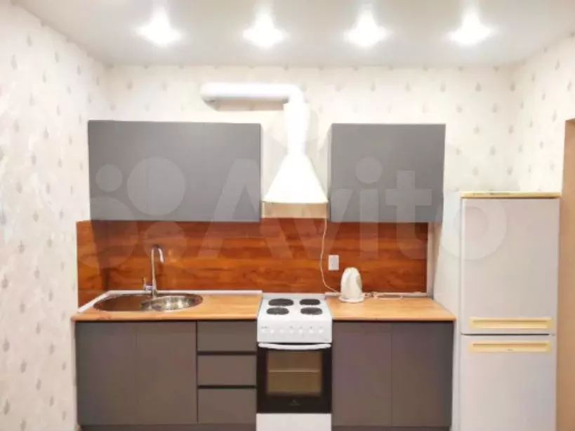 Квартира-студия, 28 м, 4/18 эт. - Фото 0