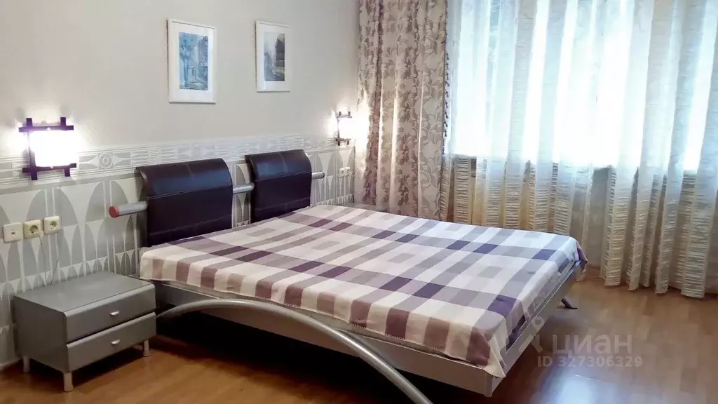 3-к кв. Нижегородская область, Нижний Новгород ул. Дунаева, 10 (100.0 ... - Фото 1