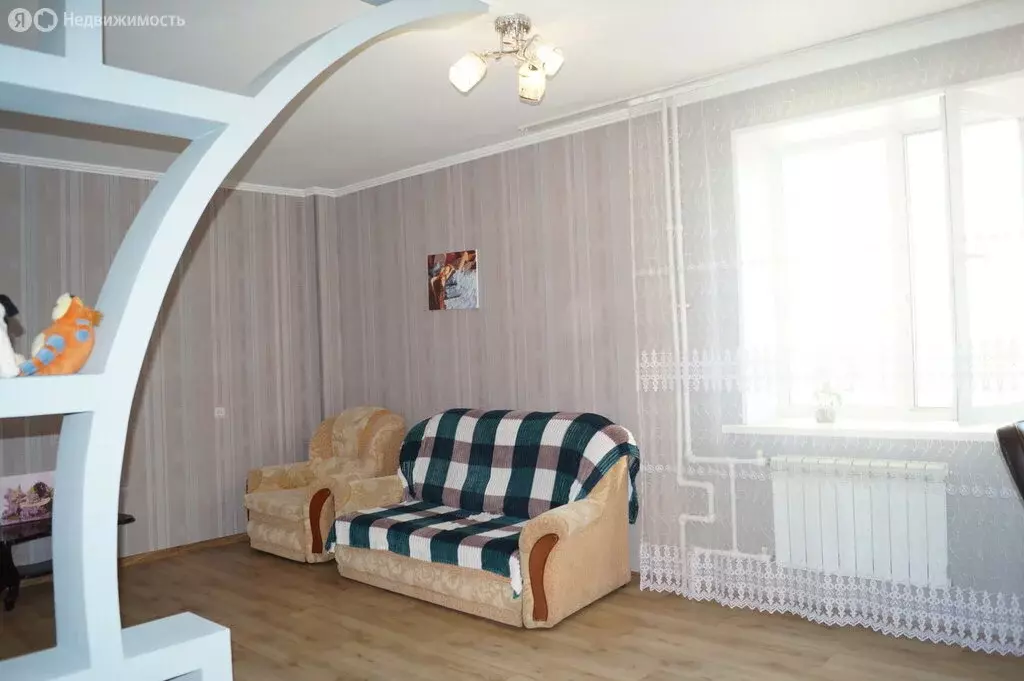 1-комнатная квартира: Уссурийск, Мельничная улица, 3 (51.9 м) - Фото 0