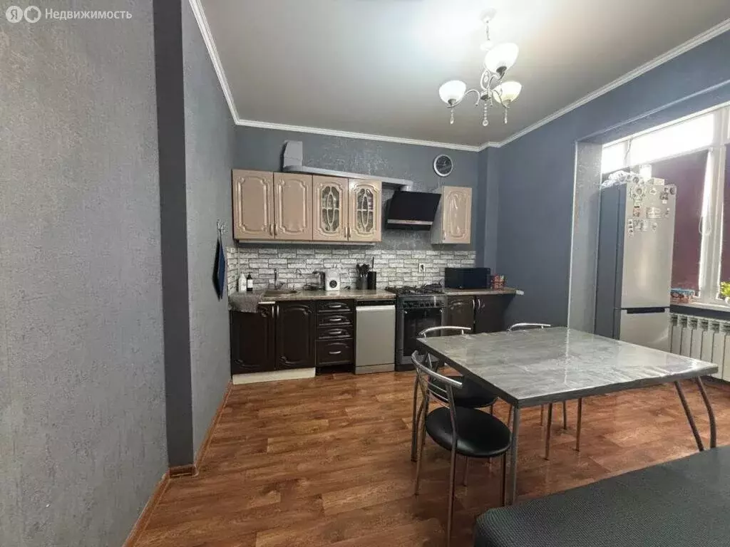 2-комнатная квартира: Новороссийск, Суджукская улица, 45 (57.5 м) - Фото 2