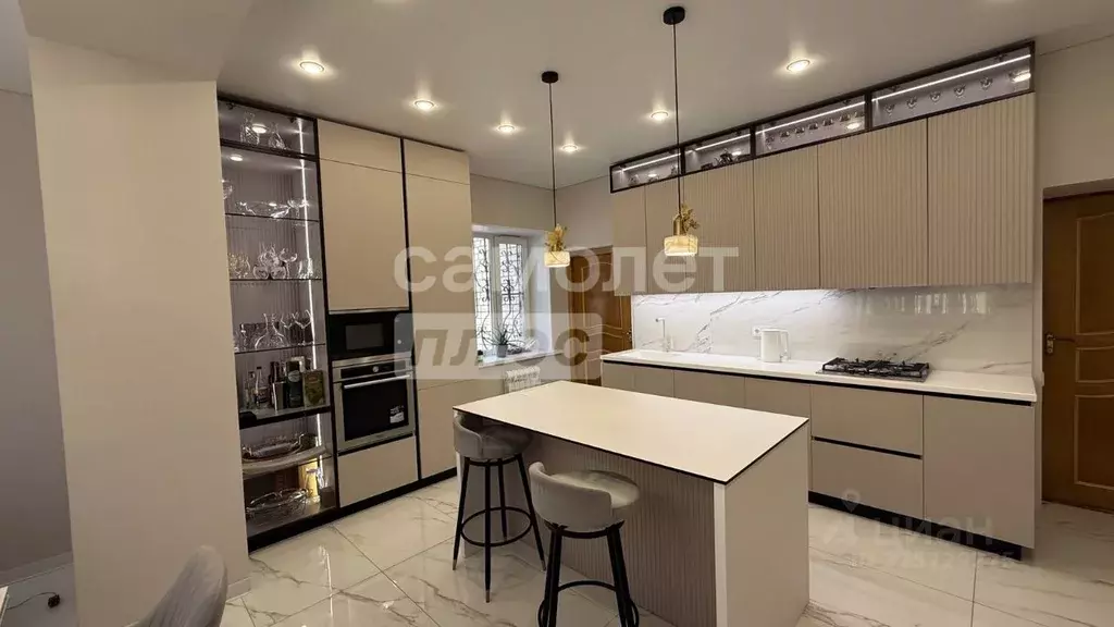 Коттедж в Курская область, Курск Погожая ул., 7 (273 м) - Фото 1