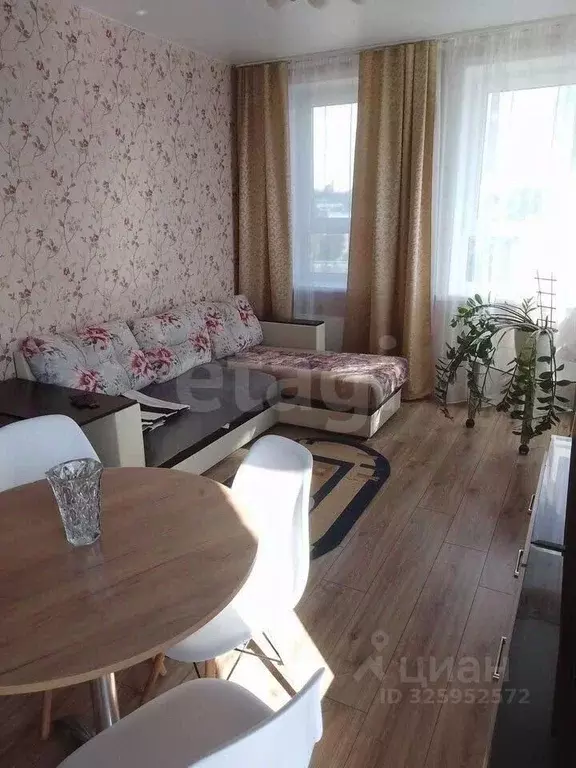 3-к кв. Удмуртия, Ижевск ул. 10 лет Октября, 75/1 (55.0 м) - Фото 1