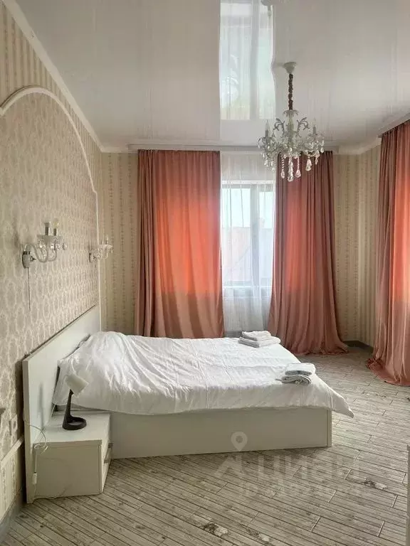 2-к кв. Краснодарский край, Кореновск Кубанская ул., 2 (70.0 м) - Фото 1