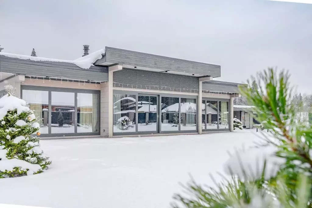 Дом в Ленинградская область, Выборгский район, Первомайское с/пос, ... - Фото 1