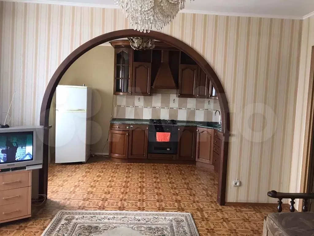 3-к. квартира, 70м, 3/9эт. - Фото 1