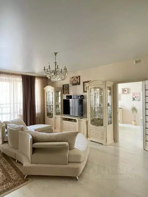 2-к кв. Омская область, Омск ул. Перелета, 27 (65.0 м) - Фото 1