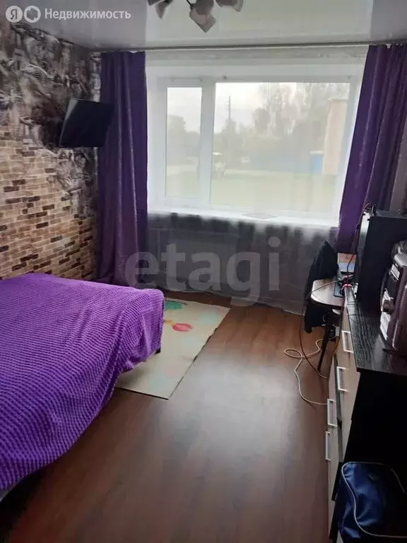 2-комнатная квартира: посёлок городского типа Рамешки, Комсомольская ... - Фото 0