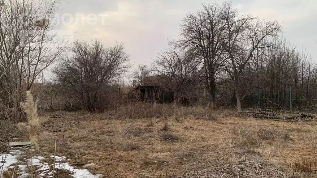 Участок в Астраханская область, Красноярский район, с. Забузан ул. ... - Фото 0