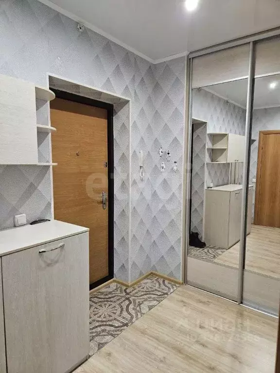 1-к кв. Тюменская область, Тюмень Кремлевская ул., 112к4 (39.0 м) - Фото 1