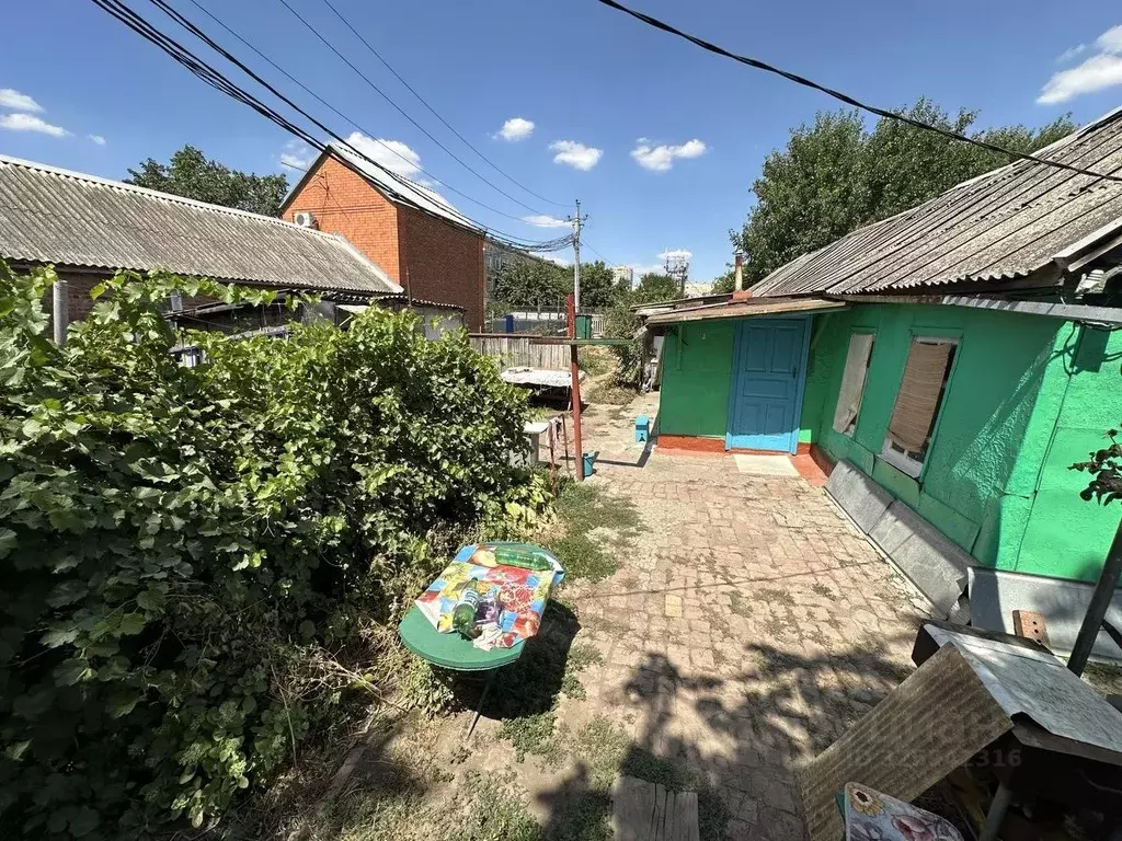 Дом в Краснодарский край, Краснодар ул. Имени Жлобы, 83 (67 м) - Фото 2