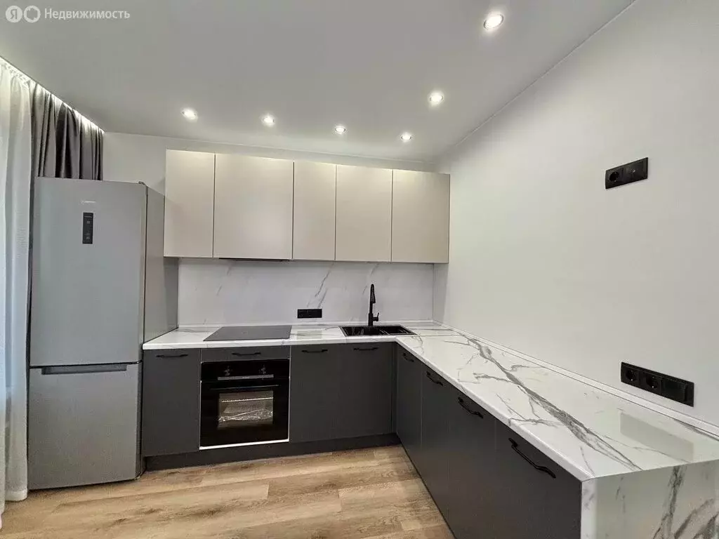 2-комнатная квартира: Великий Новгород, Державинский район, улица ... - Фото 1