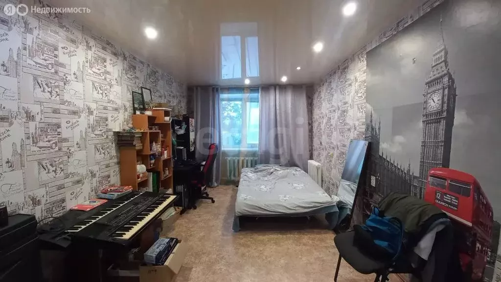 3-комнатная квартира: Заводоуковск, Федеративная улица, 6 (70 м) - Фото 1