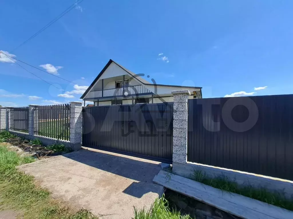 Дом 220 м на участке 10 сот. - Фото 0