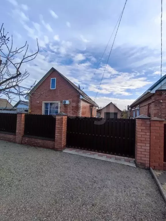 Дом в Краснодарский край, Ейское городское поселение, пос. Широчанка ... - Фото 1