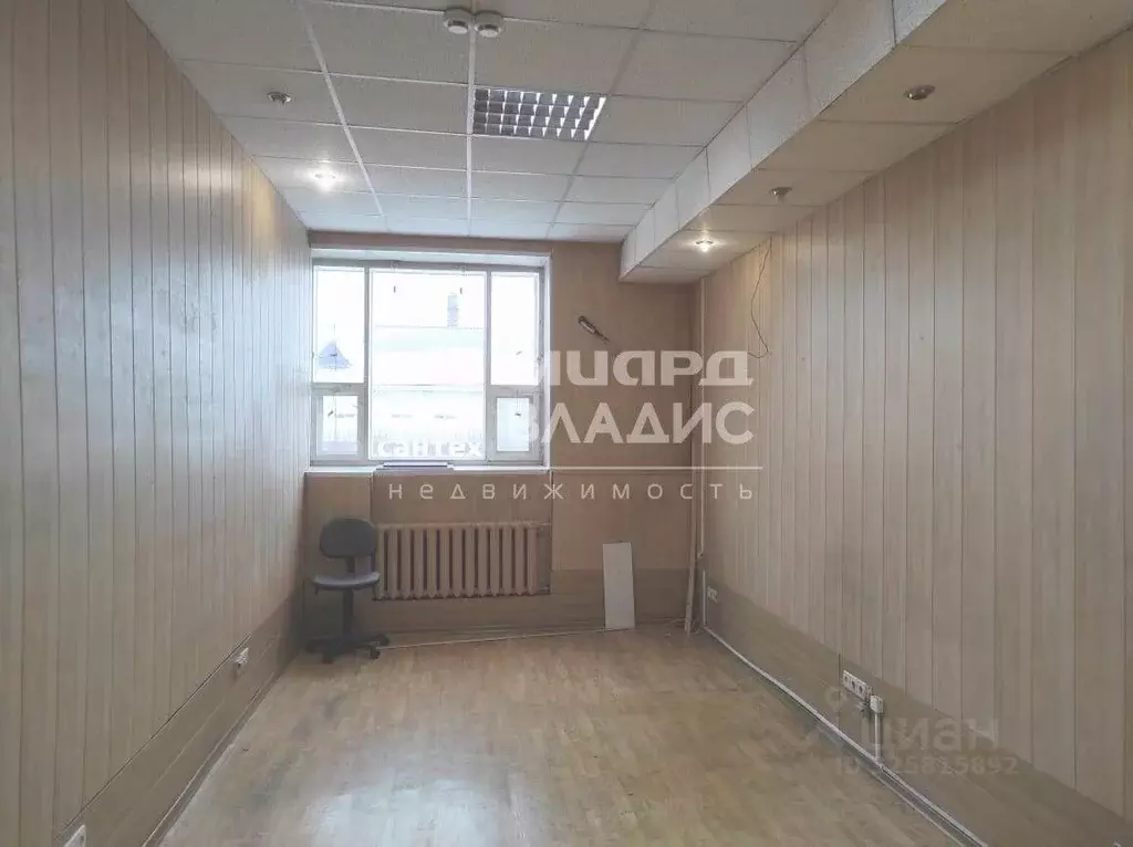 Помещение свободного назначения в Омская область, Омск ул. 20 лет ... - Фото 1