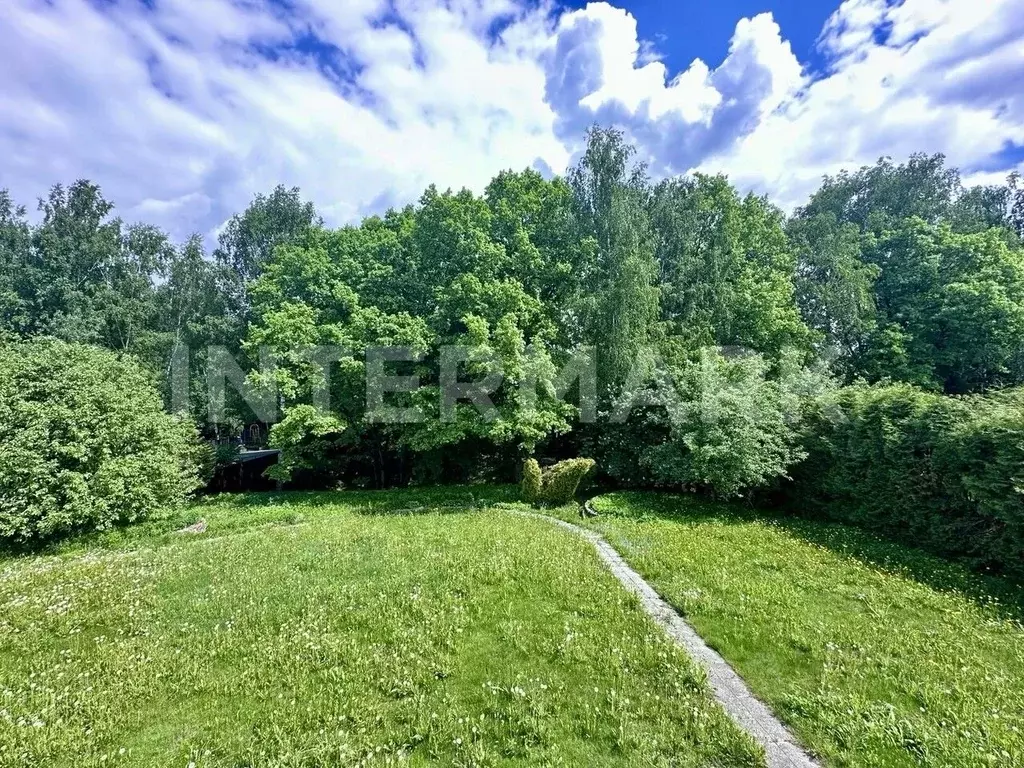 Участок в Московская область, Одинцовский городской округ, д. ... - Фото 1
