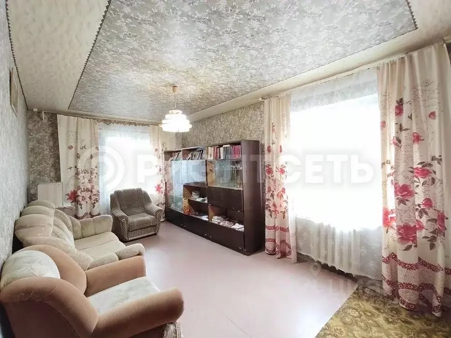 3-к кв. Мурманская область, Мурманск ул. Героев Рыбачьего, 75 (57.6 м) - Фото 0