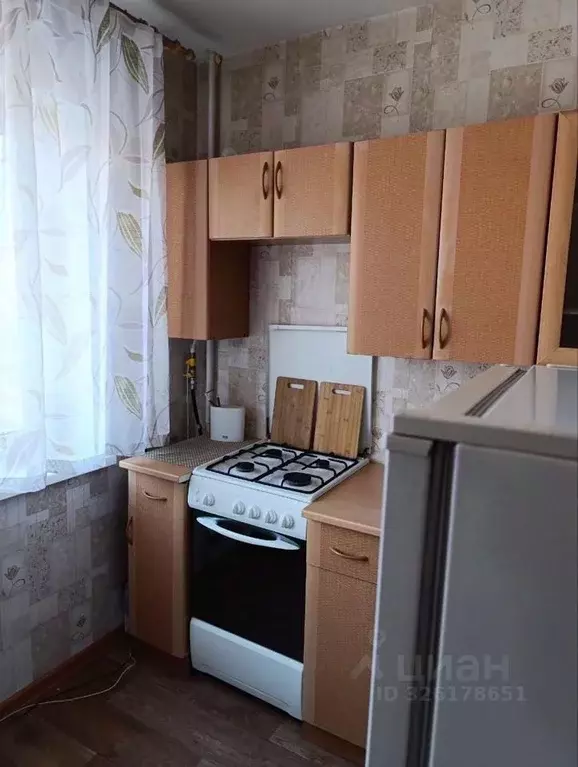 2-к кв. Красноярский край, Красноярск ул. 60 лет Октября, 30 (44.0 м) - Фото 1