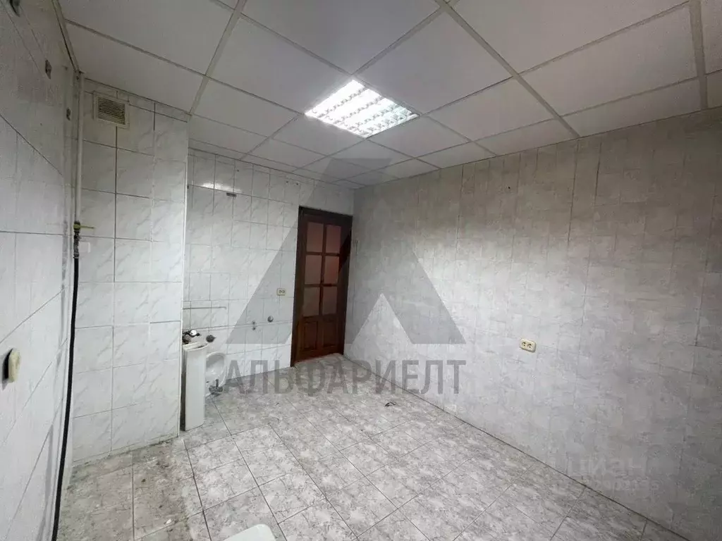 3-к кв. Омская область, Омск ул. Дмитриева, 11/3 (63.0 м) - Фото 2