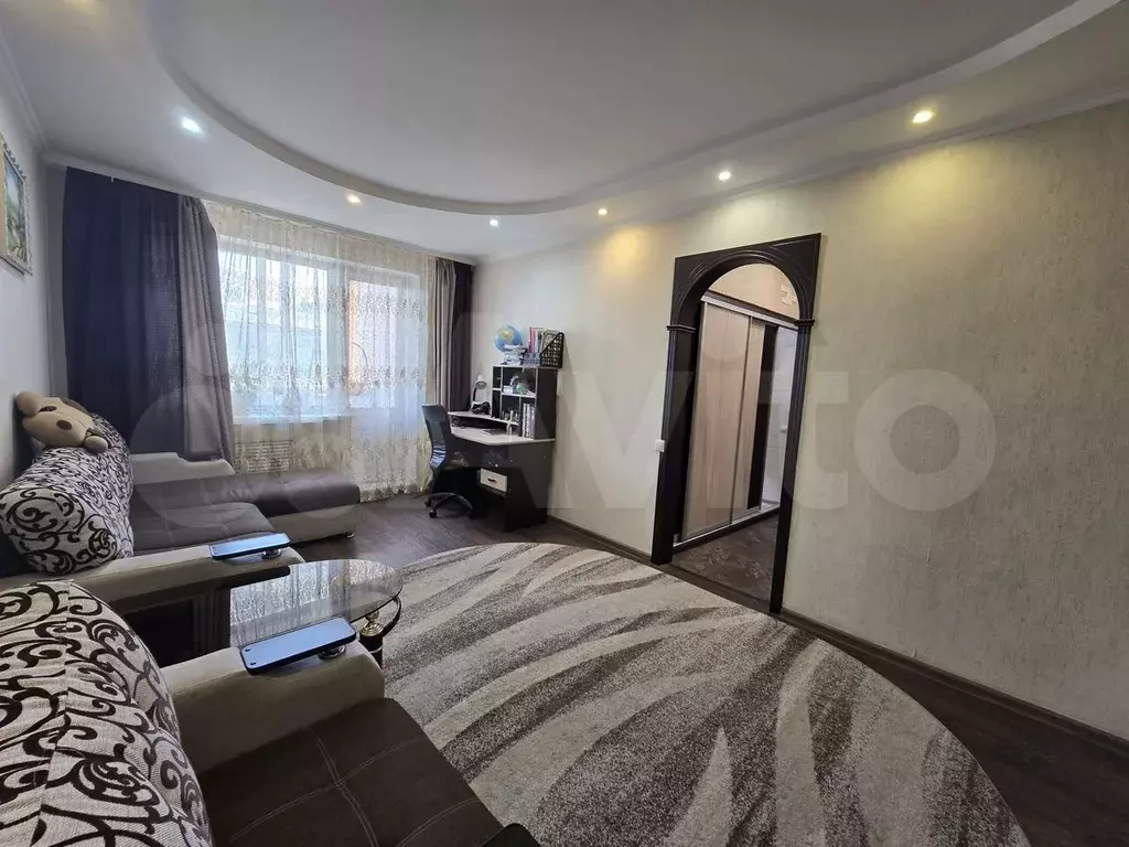 2-к. квартира, 46 м, 4/9 эт. - Фото 1