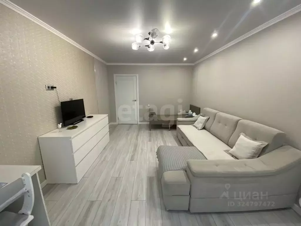 1-к кв. Омская область, Омск ул. Завертяева, 16 (52.4 м) - Фото 1